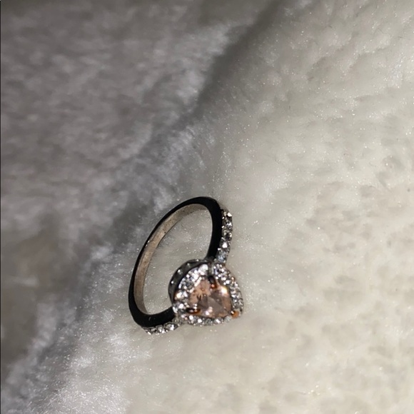 Silver tone Champagne pear shaped fashion ring - Picture 7 of 9